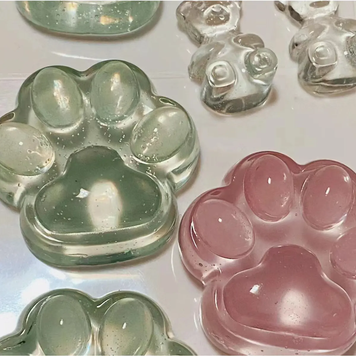 Transparent Cat Paw Style